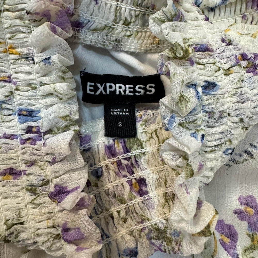 Express Smocked Tiered Floral Mini Dress – Size Small - Picture 7 of 8